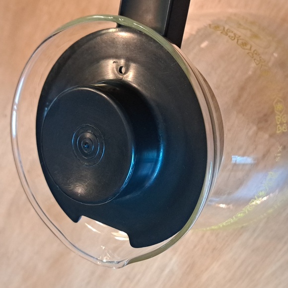 Vintage Melitta 6 cup glass coffee ☕️ pot carafe - Picture 2 of 6